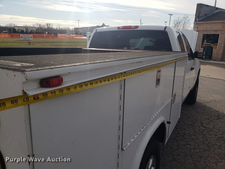 image for item EZ9034 2012 GMC Sierra 2500HD Ext. Cab utility bed pickup truck