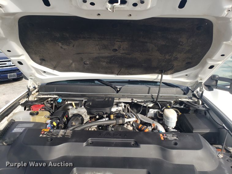 image for item EZ9034 2012 GMC Sierra 2500HD Ext. Cab utility bed pickup truck