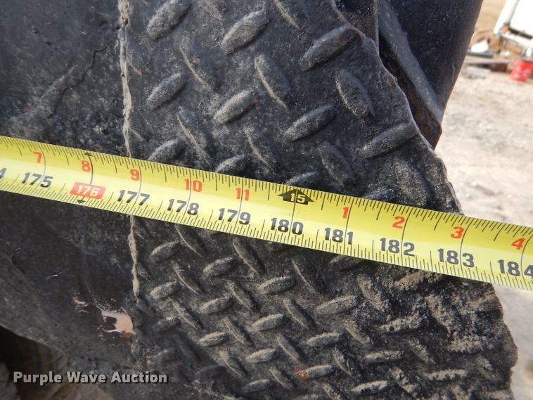 image for item FA9963 2000 International 9200i dump truck