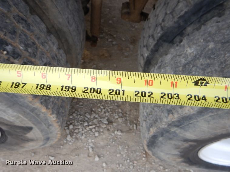 image for item FA9963 2000 International 9200i dump truck