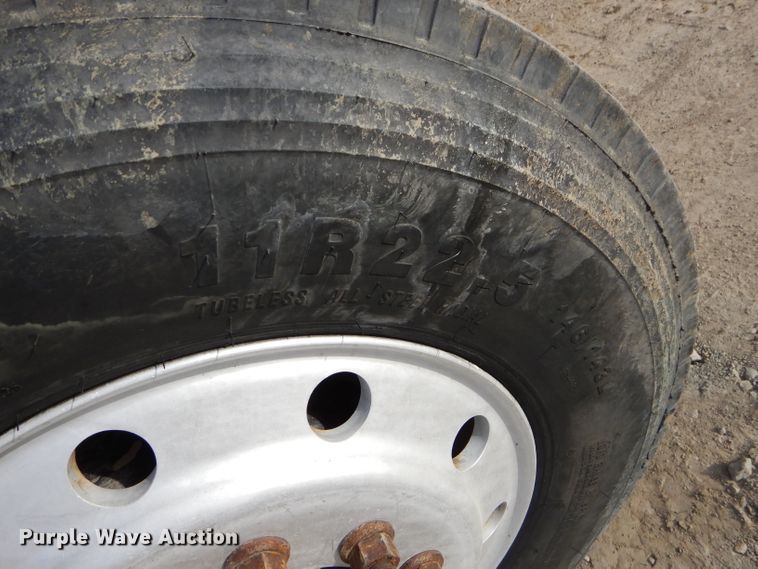 image for item FA9963 2000 International 9200i dump truck