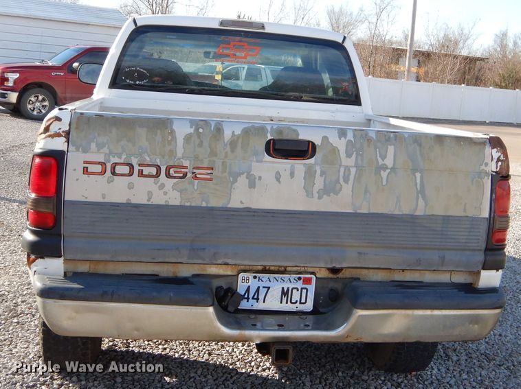 image for item FA9964 2001 Dodge Ram 1500 SLT Quad Cab pickup truck