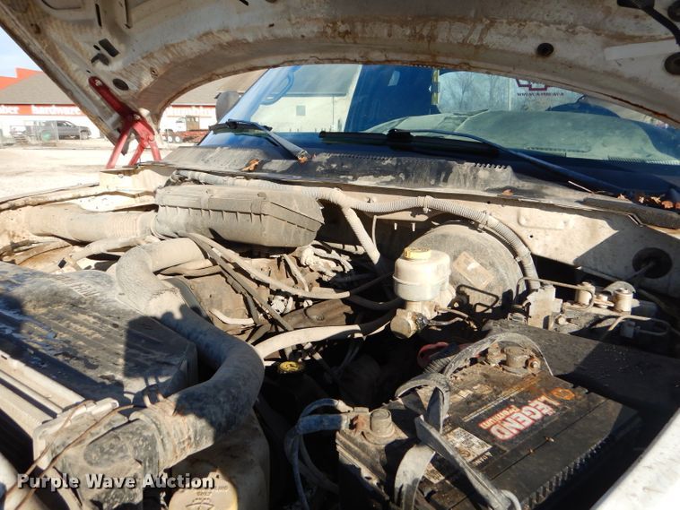 image for item FA9964 2001 Dodge Ram 1500 SLT Quad Cab pickup truck