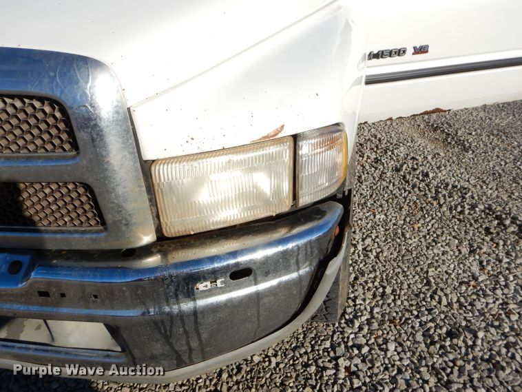 image for item FA9964 2001 Dodge Ram 1500 SLT Quad Cab pickup truck