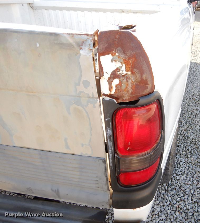 image for item FA9964 2001 Dodge Ram 1500 SLT Quad Cab pickup truck