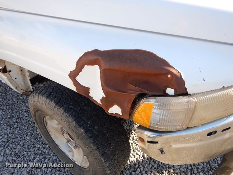 image for item FA9964 2001 Dodge Ram 1500 SLT Quad Cab pickup truck