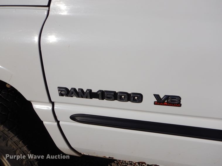 image for item FA9964 2001 Dodge Ram 1500 SLT Quad Cab pickup truck