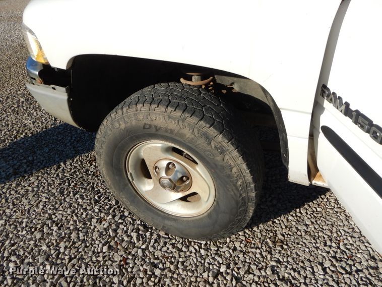 image for item FA9964 2001 Dodge Ram 1500 SLT Quad Cab pickup truck