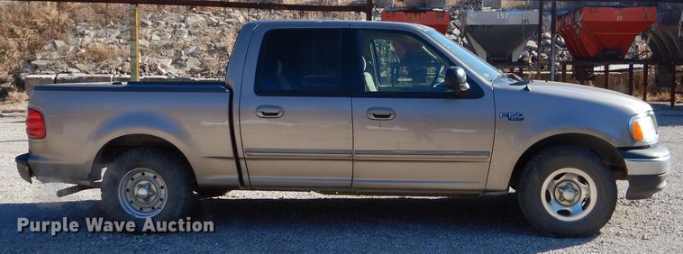 image for item FA9997 2003 Ford F150 XLT SuperCrew pickup truck