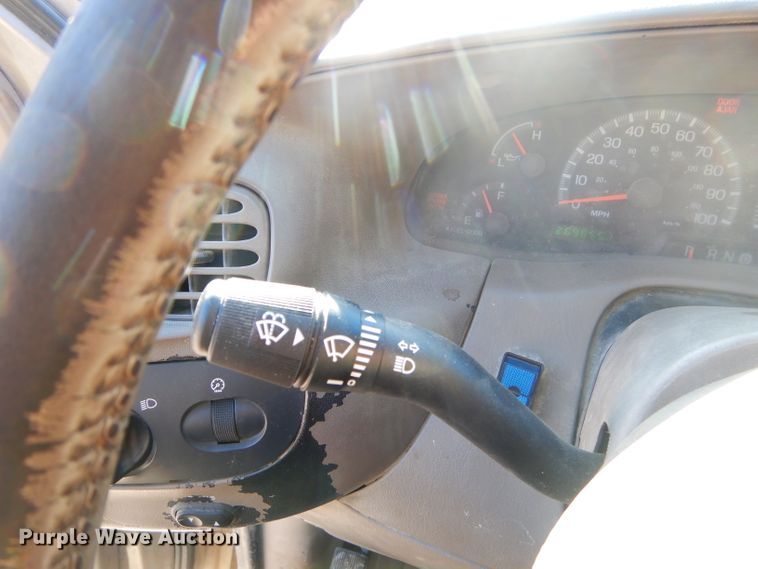 image for item FA9997 2003 Ford F150 XLT SuperCrew pickup truck