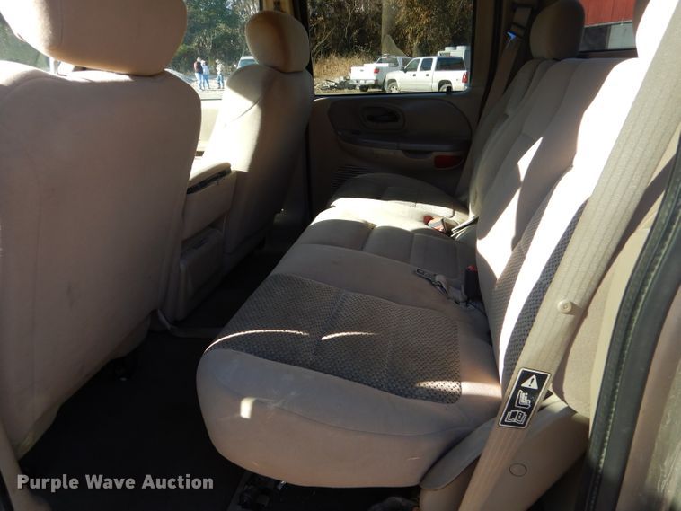 image for item FA9997 2003 Ford F150 XLT SuperCrew pickup truck