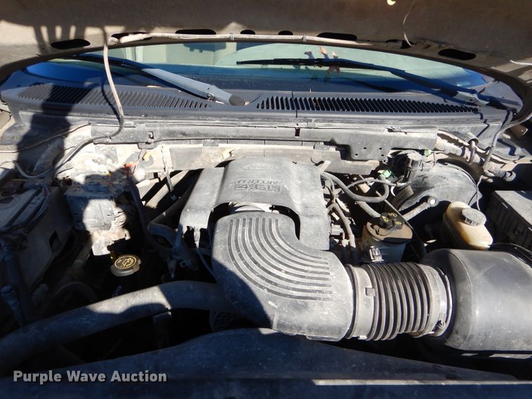 image for item FA9997 2003 Ford F150 XLT SuperCrew pickup truck