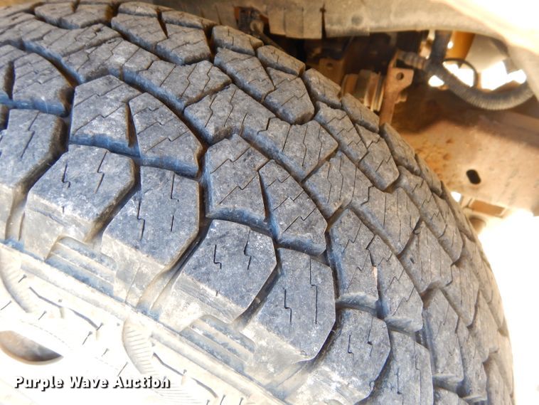 image for item FA9997 2003 Ford F150 XLT SuperCrew pickup truck