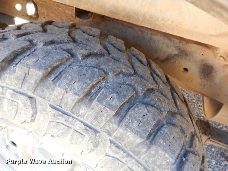 image for item FA9997 2003 Ford F150 XLT SuperCrew pickup truck