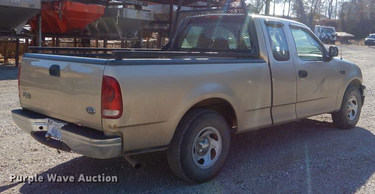 image for item FA9998 2000 Ford F150 XL SuperCab pickup truck