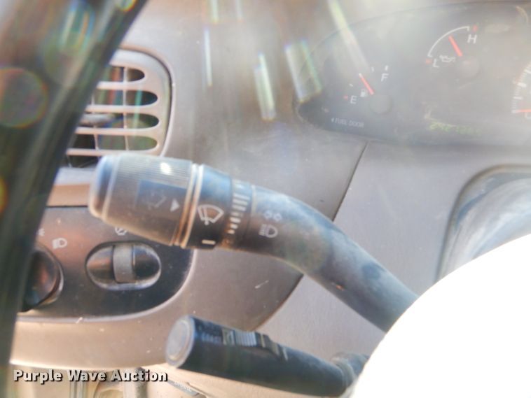 image for item FA9998 2000 Ford F150 XL SuperCab pickup truck