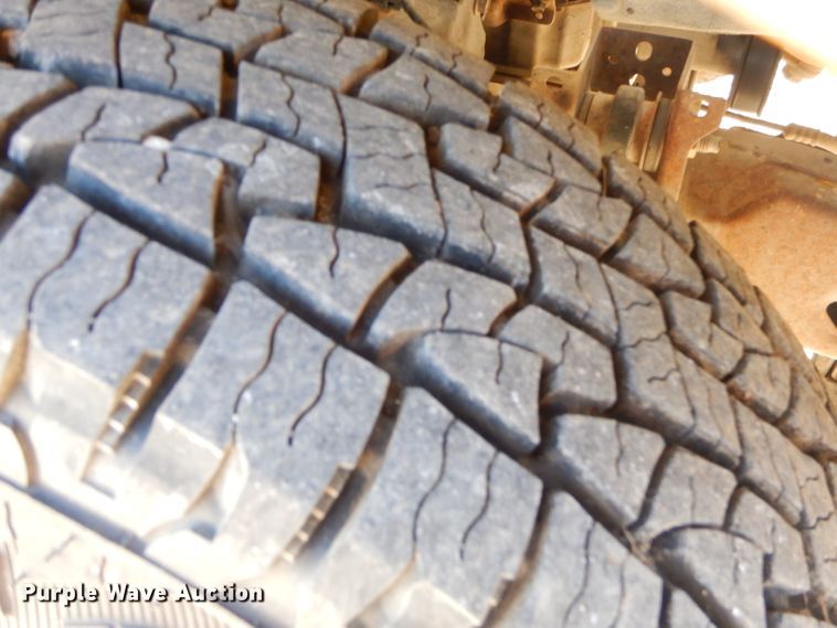 image for item FA9998 2000 Ford F150 XL SuperCab pickup truck