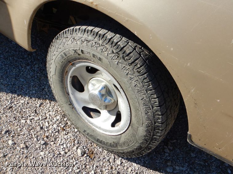 image for item FA9998 2000 Ford F150 XL SuperCab pickup truck