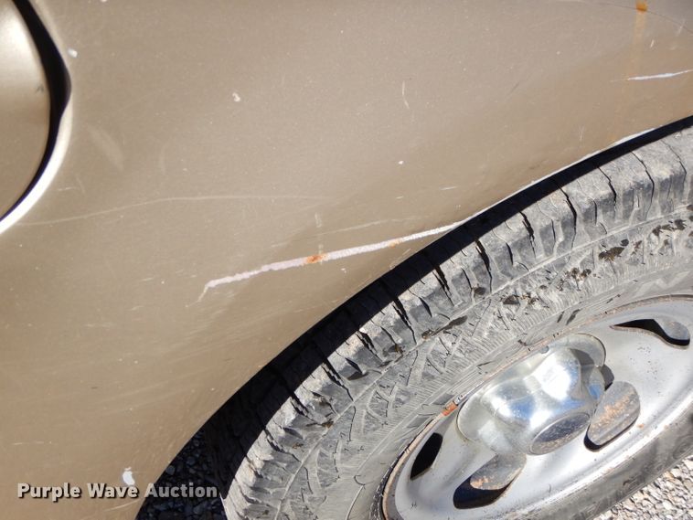 image for item FA9998 2000 Ford F150 XL SuperCab pickup truck