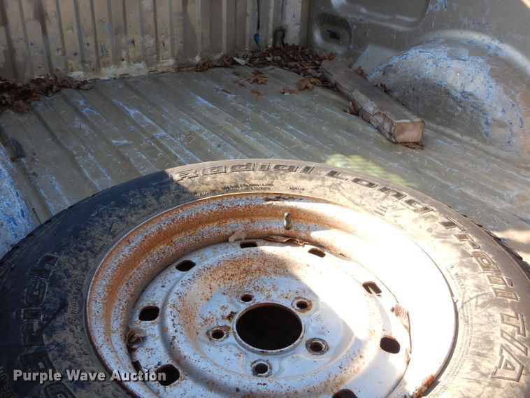 image for item FA9998 2000 Ford F150 XL SuperCab pickup truck