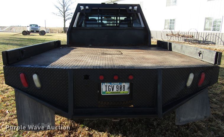 image for item FD9315 2008 Ford F450 Super Duty Crew Cab flatbed truck