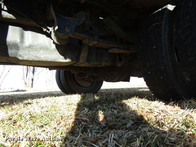 image for item FD9315 2008 Ford F450 Super Duty Crew Cab flatbed truck