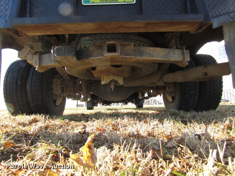 image for item FD9315 2008 Ford F450 Super Duty Crew Cab flatbed truck