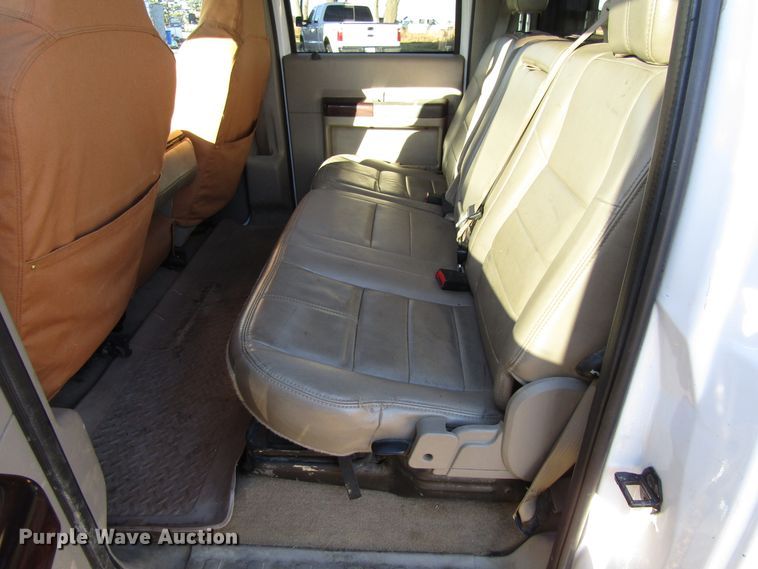 image for item FD9315 2008 Ford F450 Super Duty Crew Cab flatbed truck