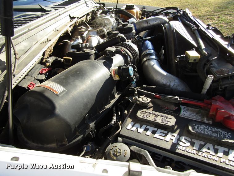 image for item FD9315 2008 Ford F450 Super Duty Crew Cab flatbed truck