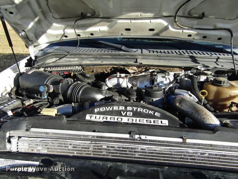 image for item FD9315 2008 Ford F450 Super Duty Crew Cab flatbed truck