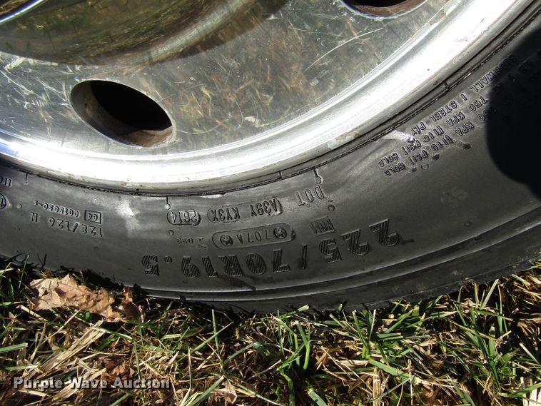 image for item FD9315 2008 Ford F450 Super Duty Crew Cab flatbed truck