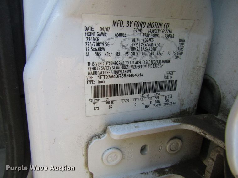 image for item FD9315 2008 Ford F450 Super Duty Crew Cab flatbed truck