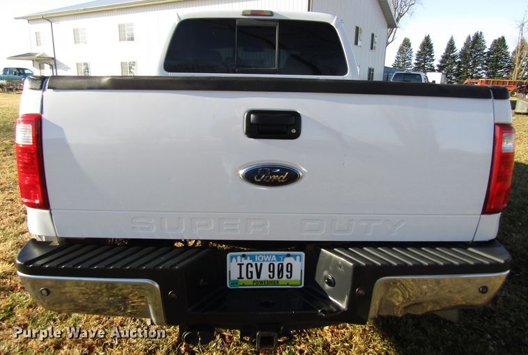 image for item FD9316 2008 Ford F250 Super Duty Crew Cab pickup truck