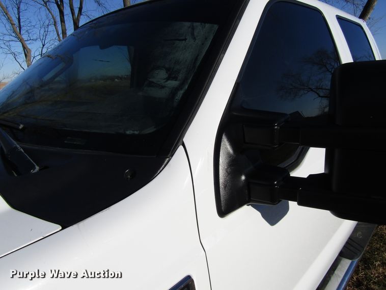 image for item FD9316 2008 Ford F250 Super Duty Crew Cab pickup truck