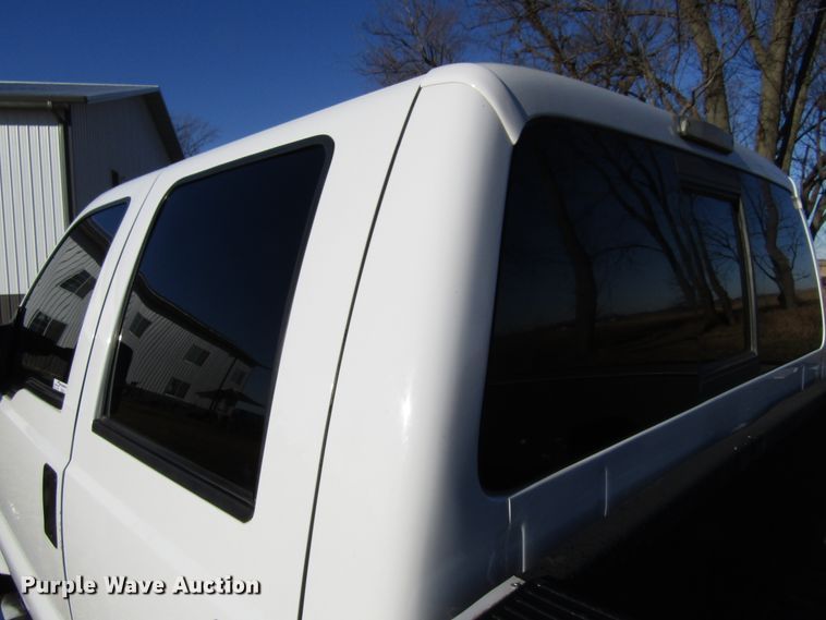 image for item FD9316 2008 Ford F250 Super Duty Crew Cab pickup truck