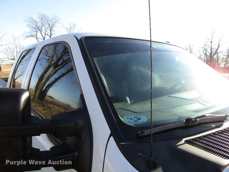 image for item FD9316 2008 Ford F250 Super Duty Crew Cab pickup truck