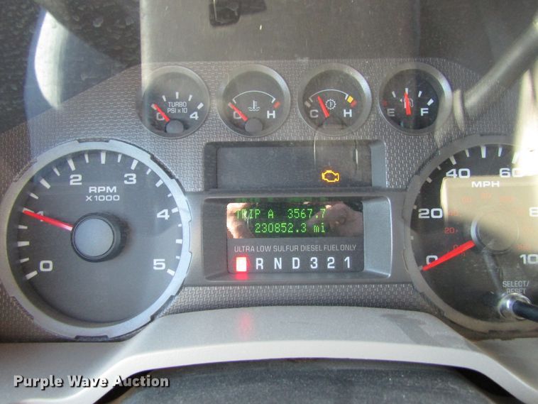 image for item FD9316 2008 Ford F250 Super Duty Crew Cab pickup truck