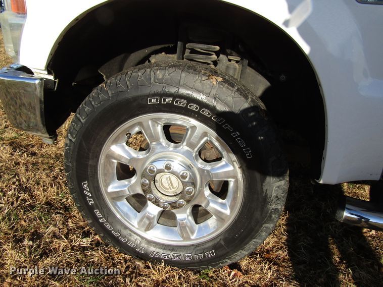 image for item FD9316 2008 Ford F250 Super Duty Crew Cab pickup truck