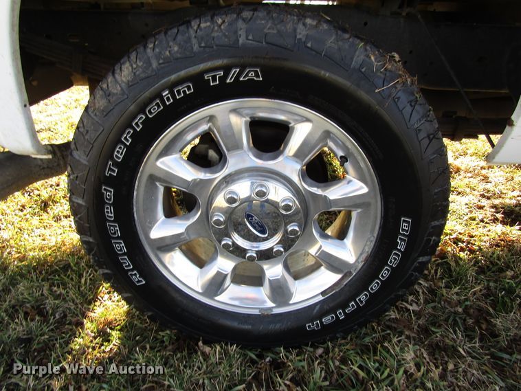 image for item FD9316 2008 Ford F250 Super Duty Crew Cab pickup truck