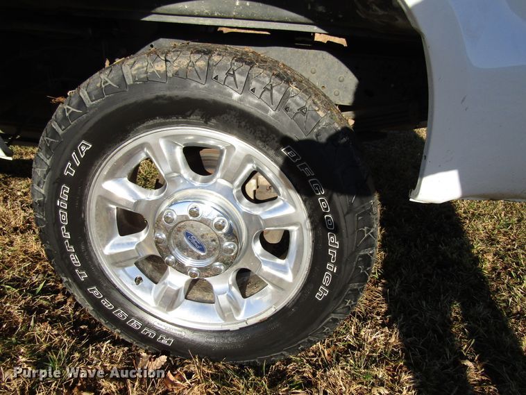 image for item FD9316 2008 Ford F250 Super Duty Crew Cab pickup truck