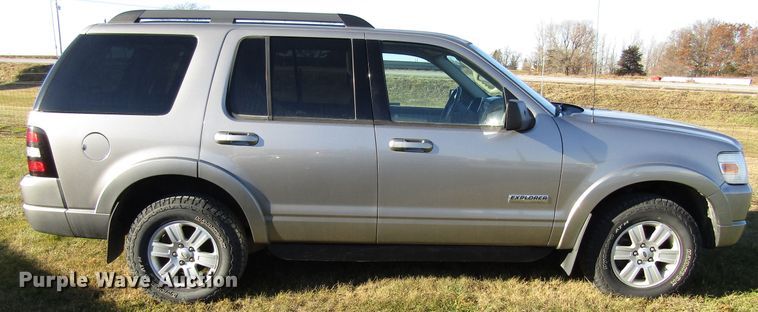 image for item FD9318 2008 Ford Explorer XLT SUV