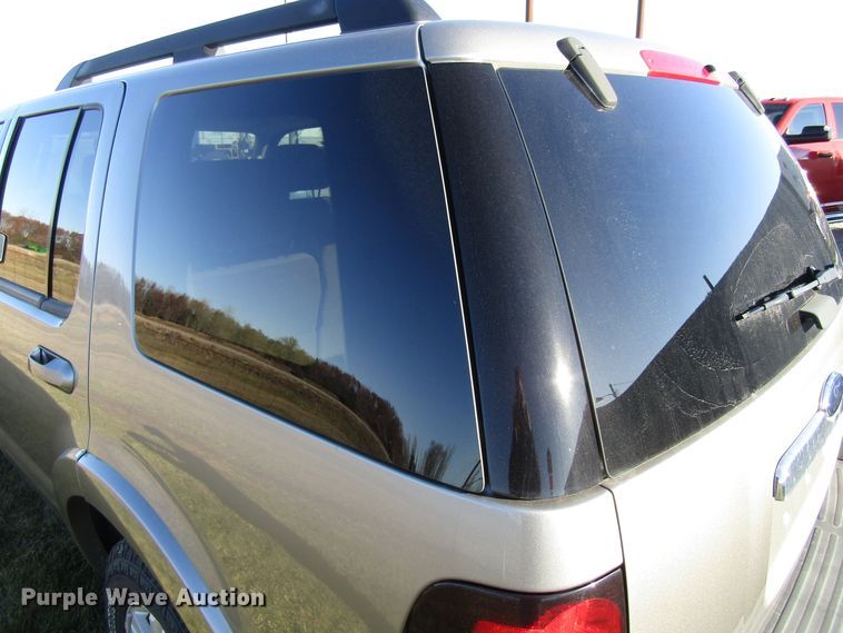 image for item FD9318 2008 Ford Explorer XLT SUV