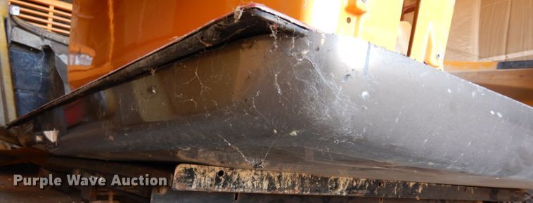 image for item FD9583 (2) bed covers