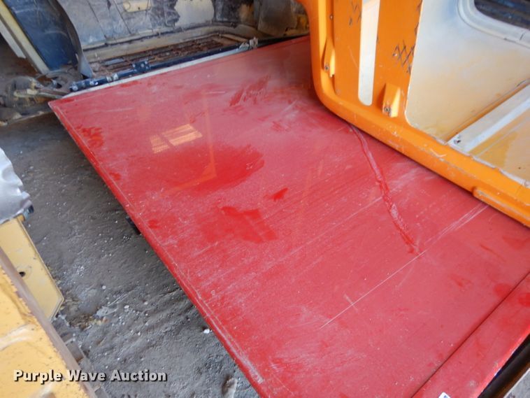 image for item FD9583 (2) bed covers