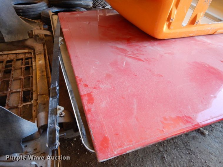 image for item FD9583 (2) bed covers