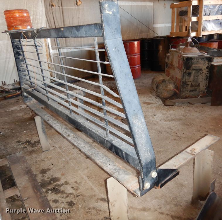 image for item FD9591 RKI headache rack