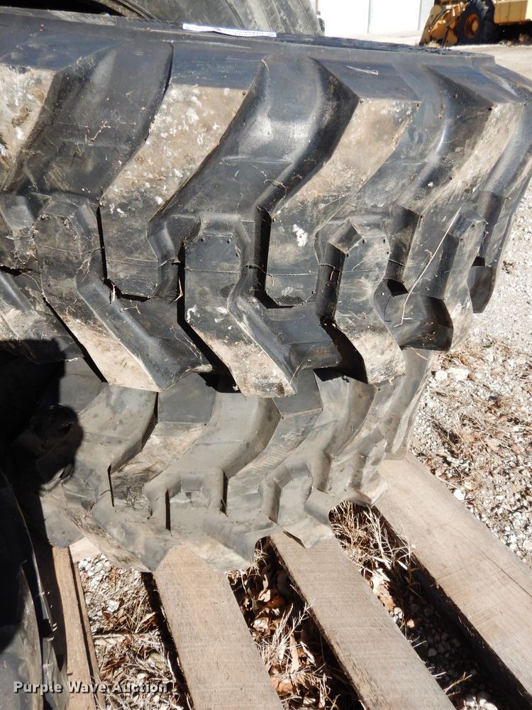 image for item FD9594 (4) Samson 12-16.5 tires
