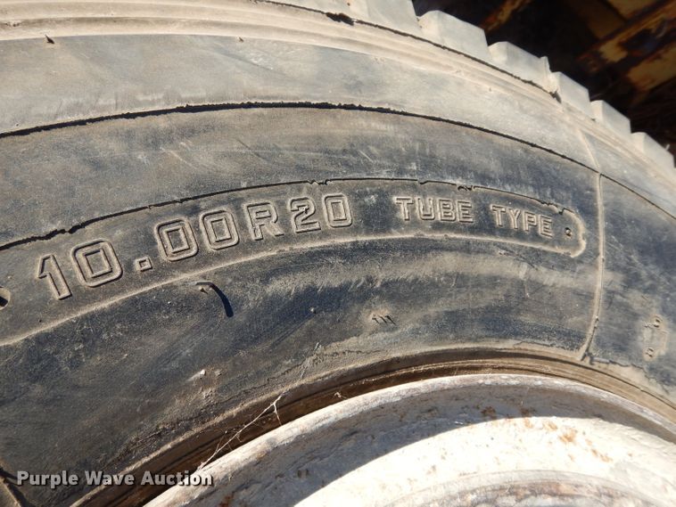 image for item FD9596 (2) Fidelity 10.00R20 tires