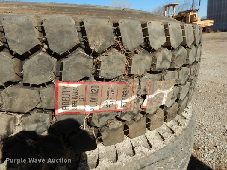 image for item FD9596 (2) Fidelity 10.00R20 tires