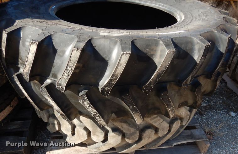 image for item FD9597 (2) Firestone 16.9-30 tires